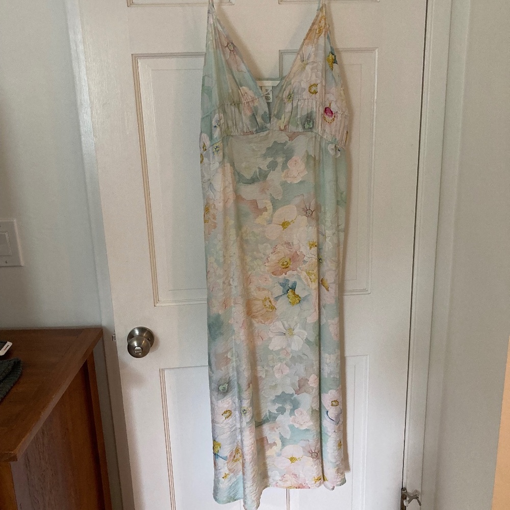 H&M long colorful slip lightweight dress - size Small